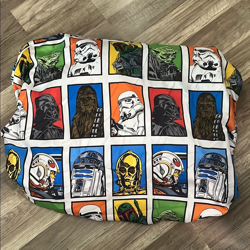 Star Wars Character Print Fitted Twin Bedding Sheet - Multicolor